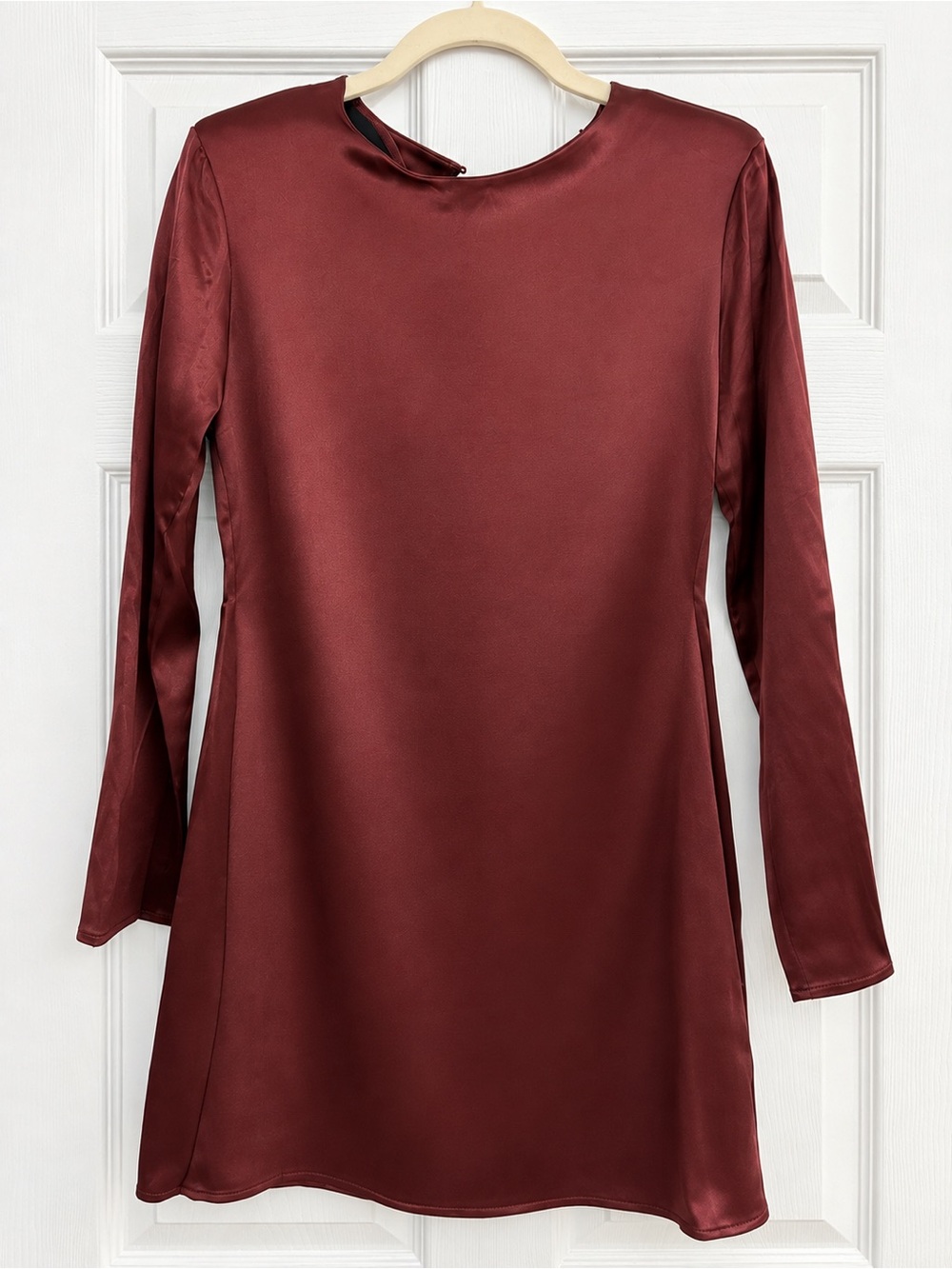 Zara Long-Sleeve Satin Shift Dress - Wine